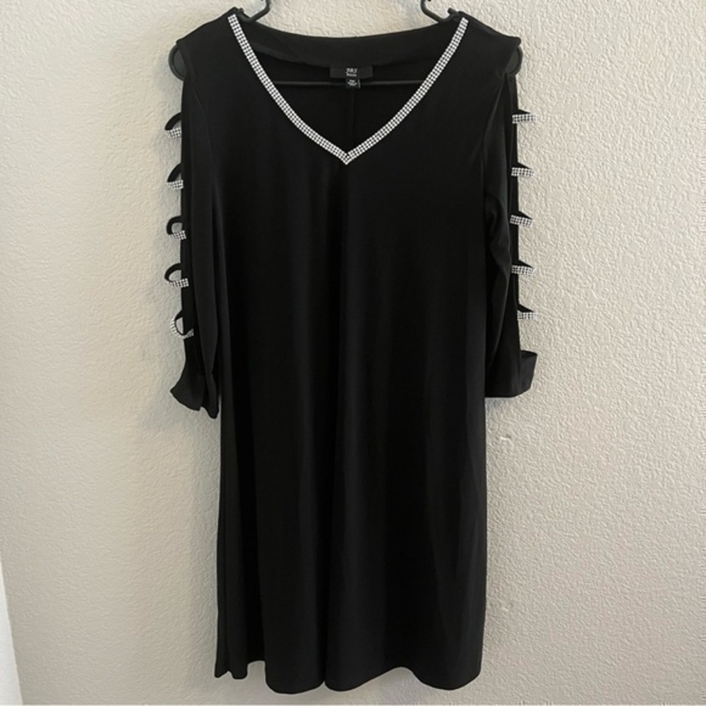 Elegant shift dress